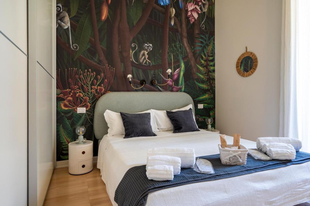 Luxury Stay Experience In Бари Екстериор снимка